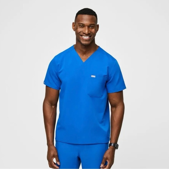 Figs Leon Three-Pocket Scrub Top Royal Blue Size L - Picture 1 of 9